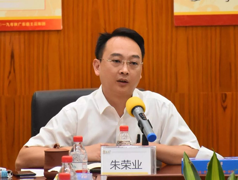 1566955250581517.jpg 640.webp (7).jpg