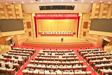 助力鄉(xiāng)村振興，彰顯企業(yè)擔(dān)當(dāng)——廣東霸王花集團榮獲2022年度河源市廣東扶貧濟困“萬綠杯”金杯